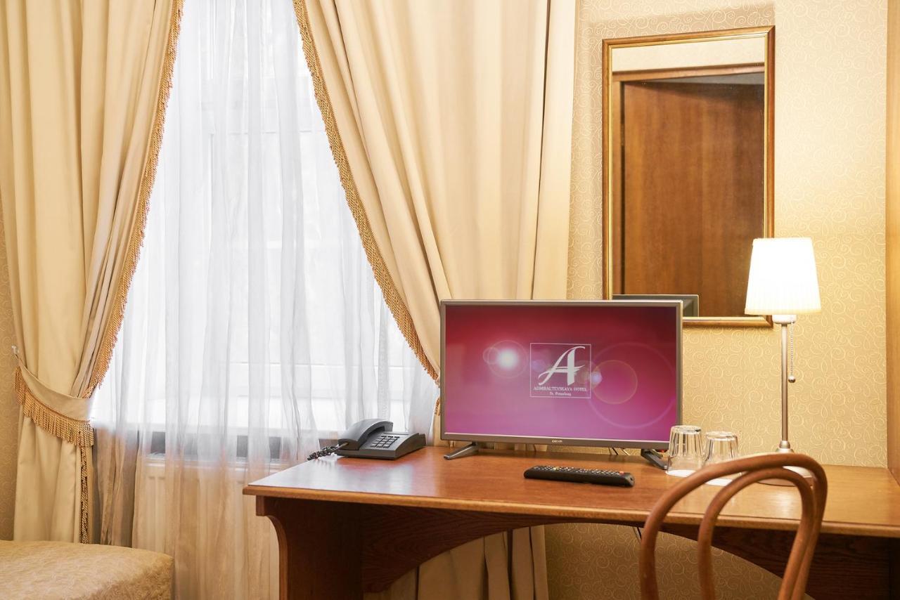 Admiralteyskaya Hotel Sankt Petersburg Zewnętrze zdjęcie